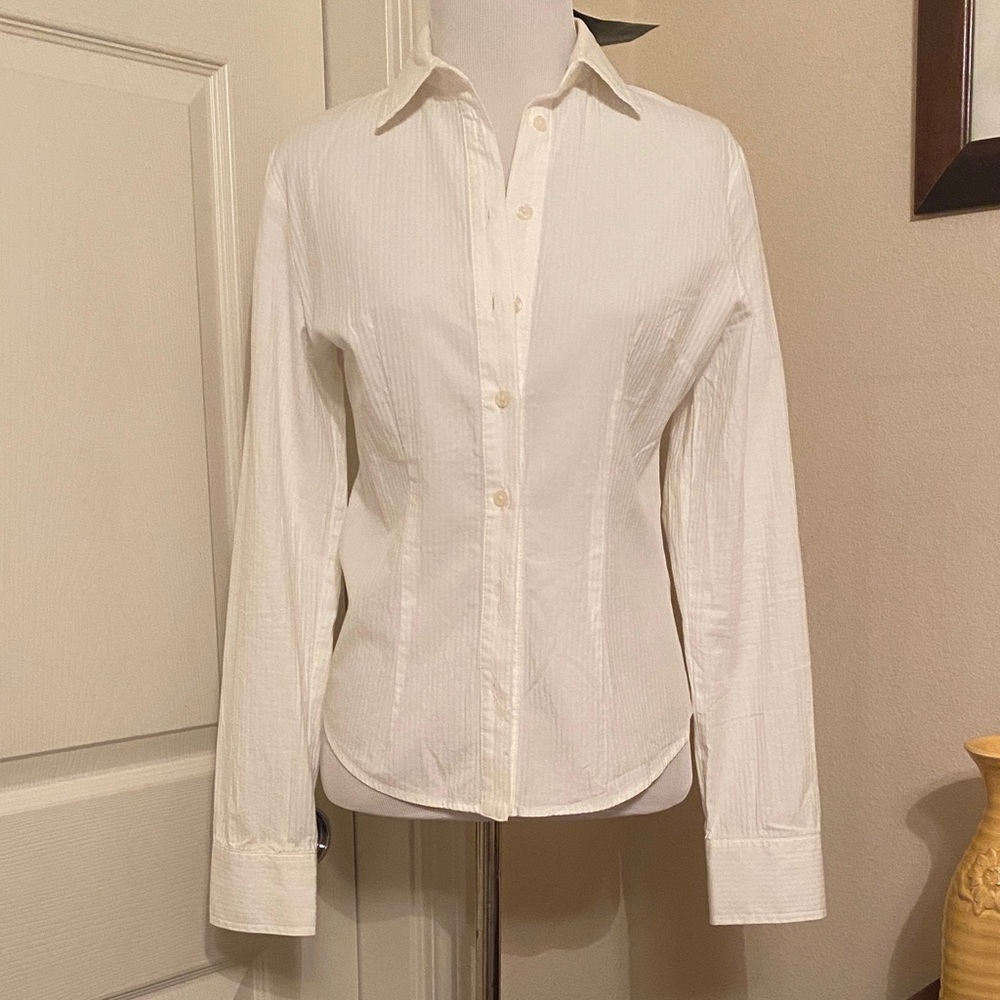 Brandy Melville classic White Button-Up Blouse, NWT small
